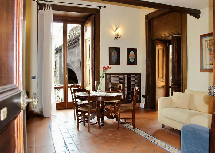 Palazzo Ammone - Sedil Dominova 아파트